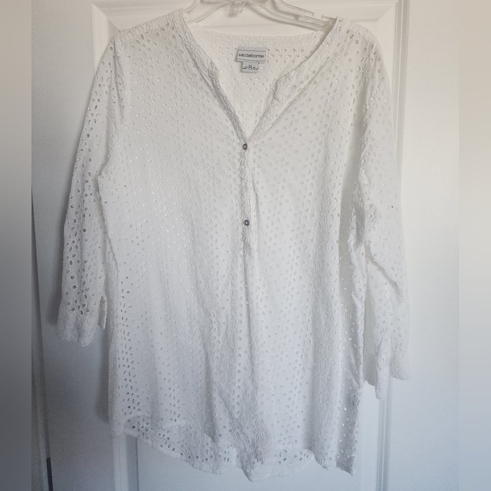 Liz Claiborne Eylet Blouse Size XL